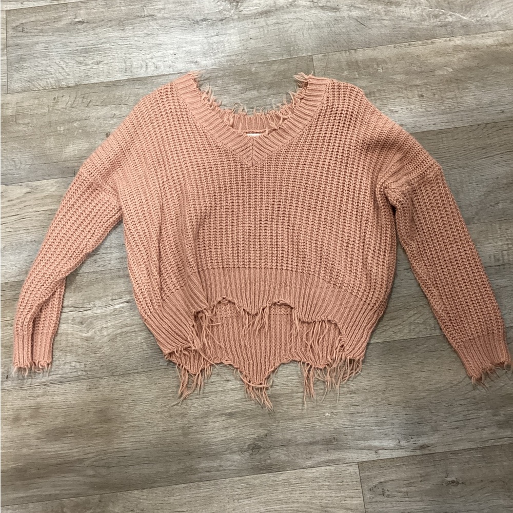 Main Strip V-Neck Frayed Hem Sweater in Blush